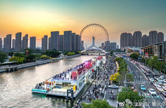 海河之畔,天津,时光穿梭的浪漫之旅